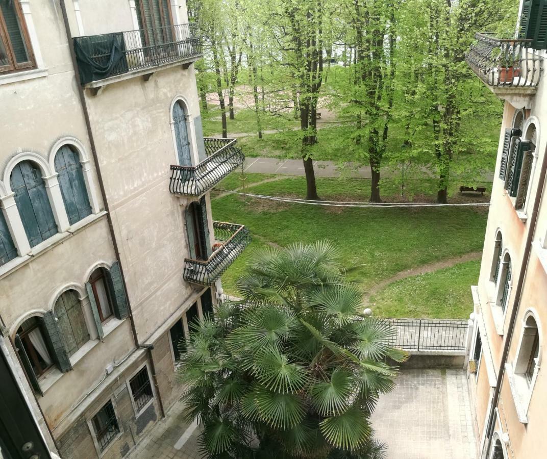 Appartamento Sant'Elena Venedig Exteriör bild